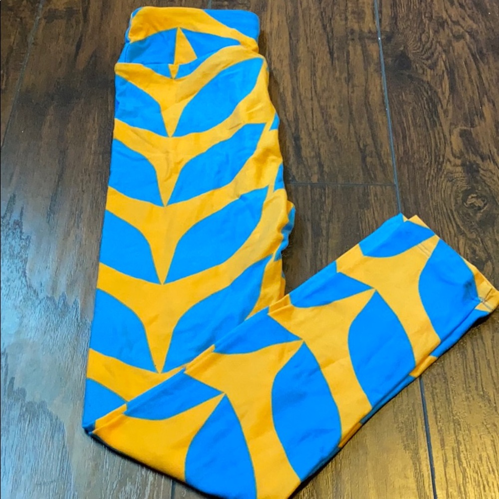 LuLaRoe One Size Leggings Brand New